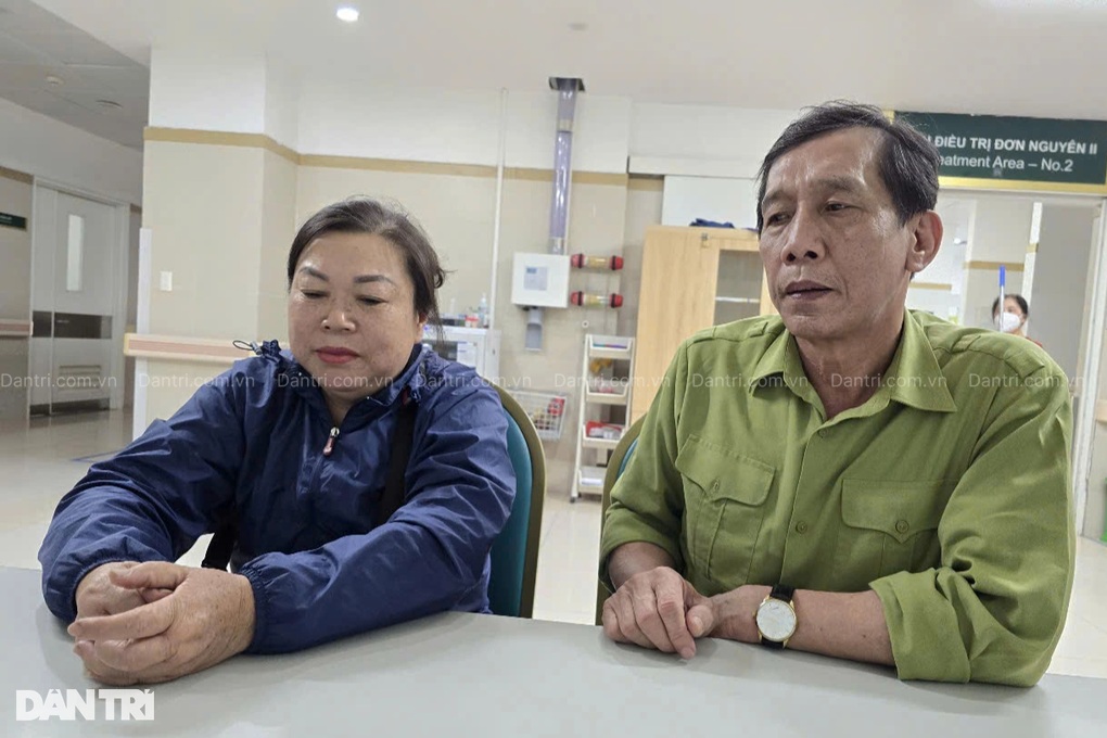 Đau xé lòng người mẹ khánh kiệt: Nếu con chết, tôi cũng đi theo! - 4 Đau xé lòng người mẹ khánh kiệt: Nếu con chết, tôi cũng đi theo! - 4