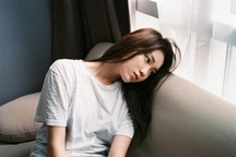 Mệt mỏi vì sắp cưới, bạn gái vẫn nghĩ đến tình cũ