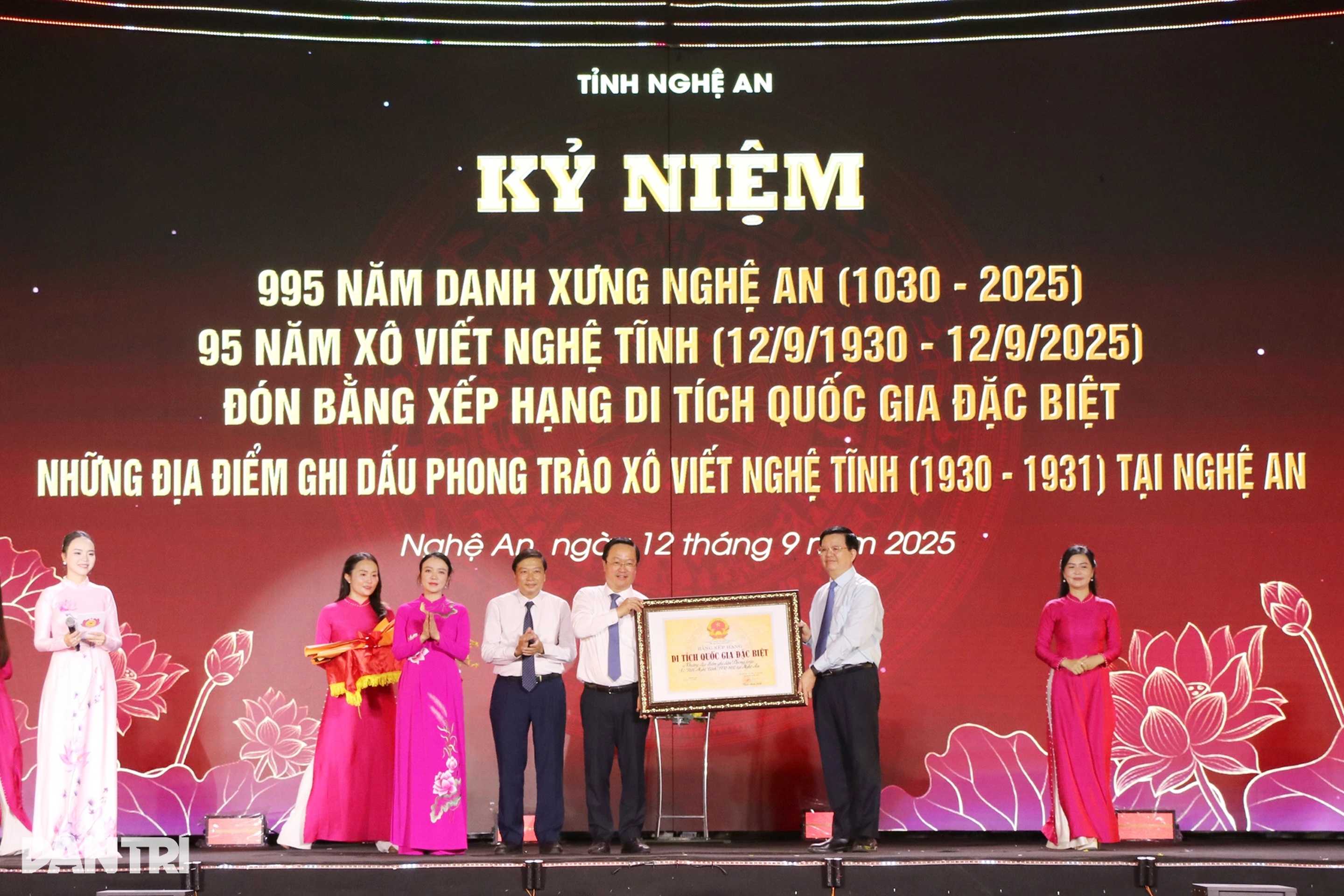 Nghệ An kỷ niệm 995 năm danh xưng và 95 năm Xô Viết Nghệ Tĩnh - 1 Nghệ An kỷ niệm 995 năm danh xưng và 95 năm Xô Viết Nghệ Tĩnh - 1