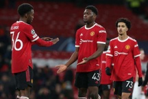 Man Utd lần thứ hai liên tiếp mất điểm trước Young Boys