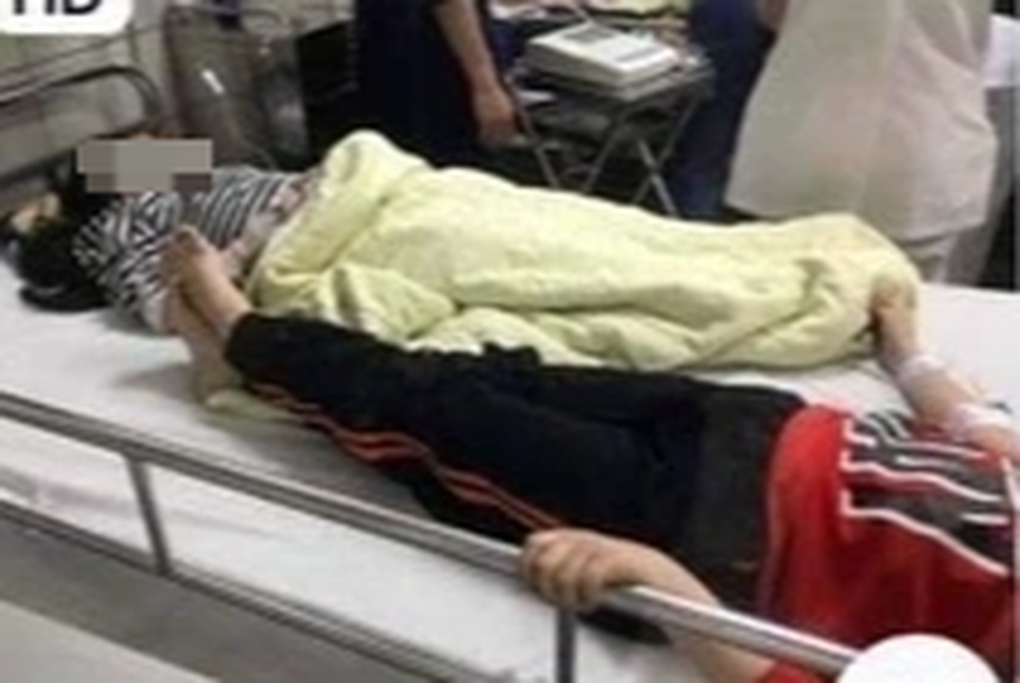 Vụ 50 học sinh nghi ngộ độc sau dã ngoại: Các em đã ăn món gì, từ đâu? - 1 Vụ 50 học sinh nghi ngộ độc sau dã ngoại: Các em đã ăn món gì, từ đâu? - 1
