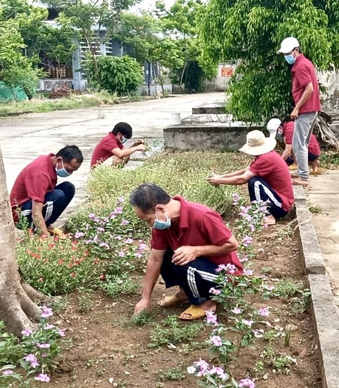 Xây dựng môi trường xanh, sạch đẹp tại Trung tâm công tác xã hội Quảng Ngãi - Ảnh 1.