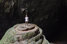 Hành trình chinh phục Sơn Đoòng của chàng trai khuyết một bàn tay