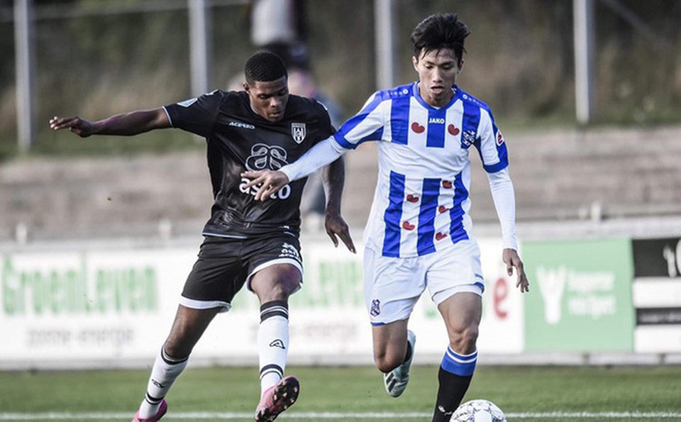 Văn Hậu chỉ còn cơ hội ra sân trong 14 trận đấu tại Heerenveen - 1 Văn Hậu chỉ còn cơ hội ra sân trong 14 trận đấu tại Heerenveen - 1