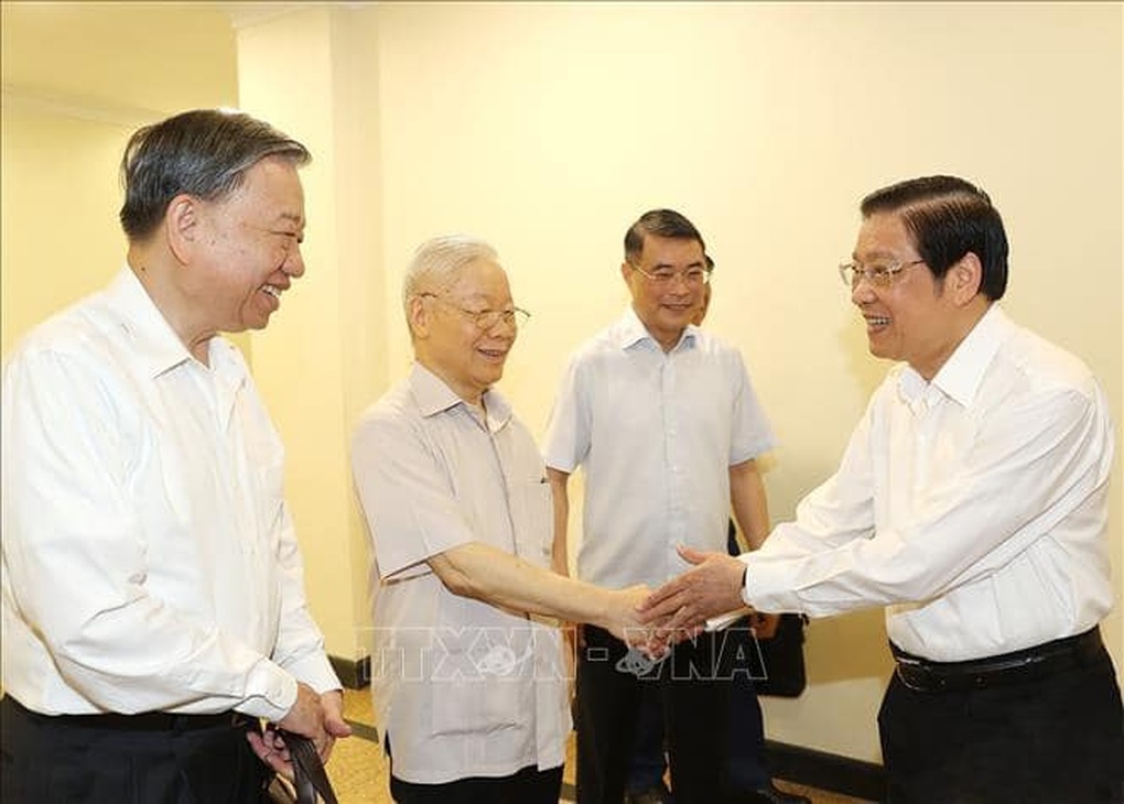 Gần 80 cán bộ trong cơ quan phòng chống tham nhũng cấp tỉnh dính chàm - 1 Gần 80 cán bộ trong cơ quan phòng chống tham nhũng cấp tỉnh dính chàm - 1