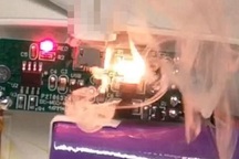 Lỗ hổng firmware trên củ sạc nhanh có thể kích nổ smartphone trong giây lát