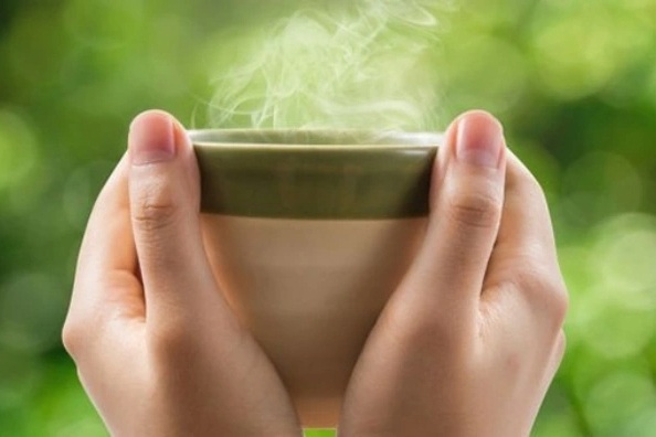 Sau khi thức dậy nên uống ngay loại nước này - 1