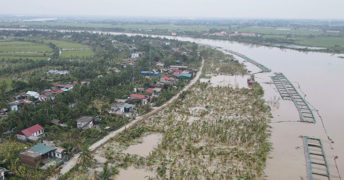 Nước lũ dâng cao, Hải Dương sơ tán người dân ở nhiều điểm ngập lụt - 1