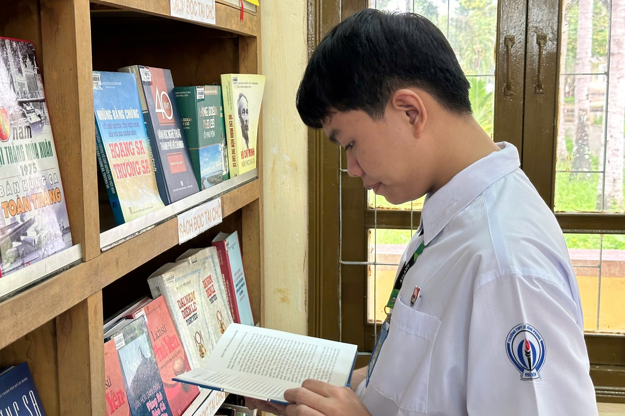 ການກຽມຕົວນັກປີນພູ ພູເຢືອງ ກ່ອນແຂ່ງຂັນນັດສຸດທ້າຍ ໂອລິມປິກ - 2 Những chuẩn bị của nhà leo núi Phú Yên trước trận chung kết năm Olympia - 2