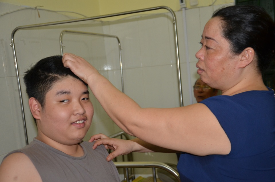 Người phụ nữ bệnh tim ôm nỗi thống khổ nghẹn ngào chăm chồng, con tâm thần - 7 Người phụ nữ bệnh tim ôm nỗi thống khổ nghẹn ngào chăm chồng, con tâm thần - 7