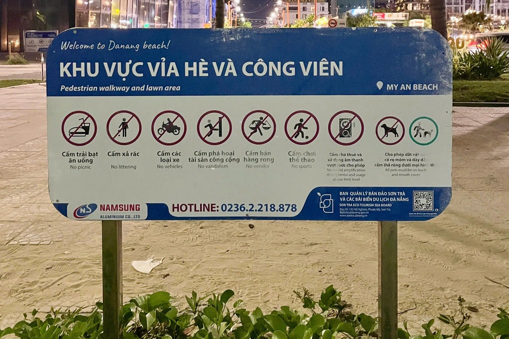 Thực hư việc bảo vệ xô đổ xe máy du khách xuống bãi biển ở Đà Nẵng - 2