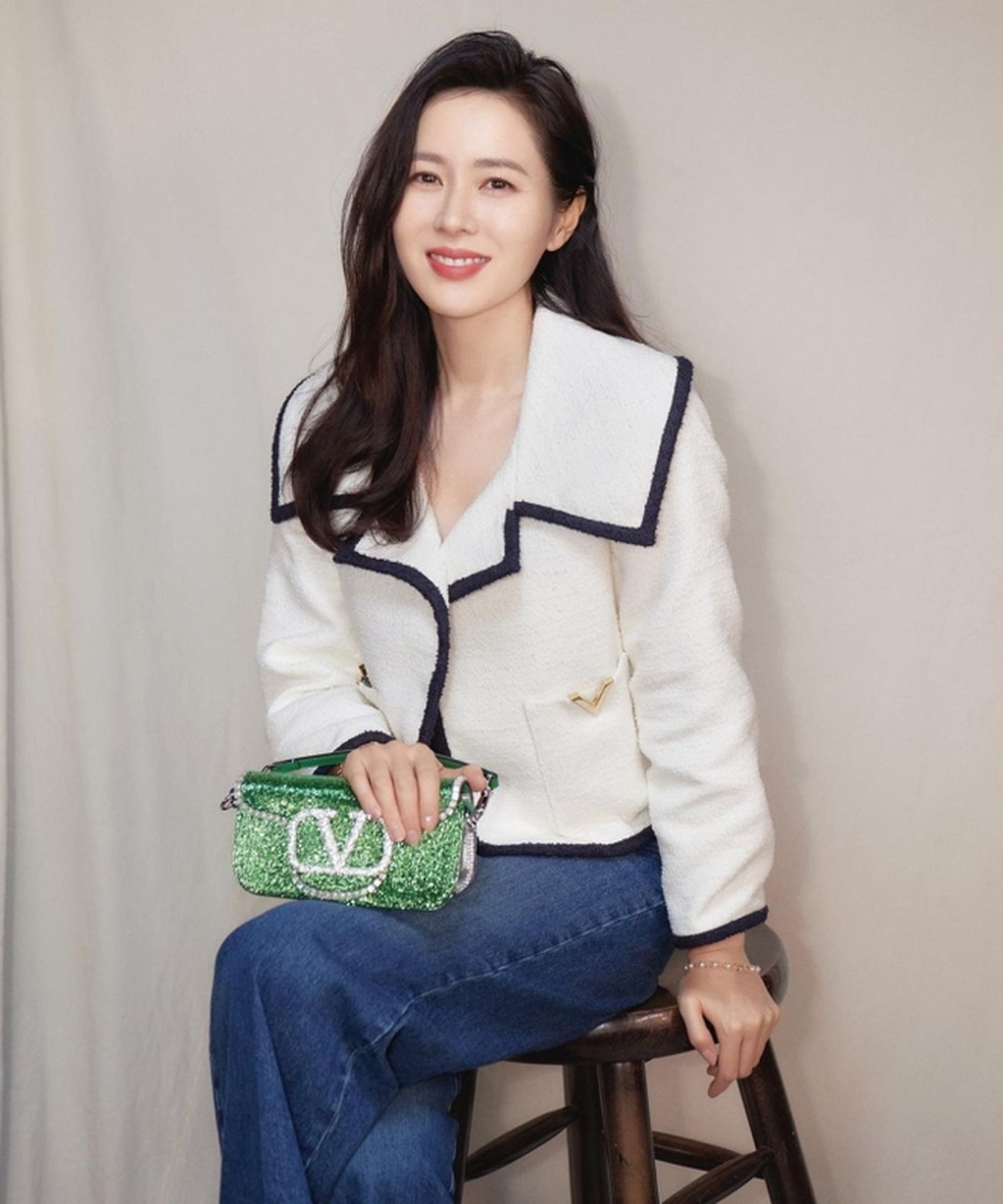 Son Ye Jin hé lộ cuộc sống hôn nhân màu hồng với Hyun Bin - 4 Son Ye Jin hé lộ cuộc sống hôn nhân màu hồng với Hyun Bin - 4