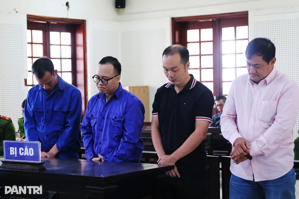 Nhận 3 tỷ đồng chạy án, 4 người đưa nhau vào tù - 1