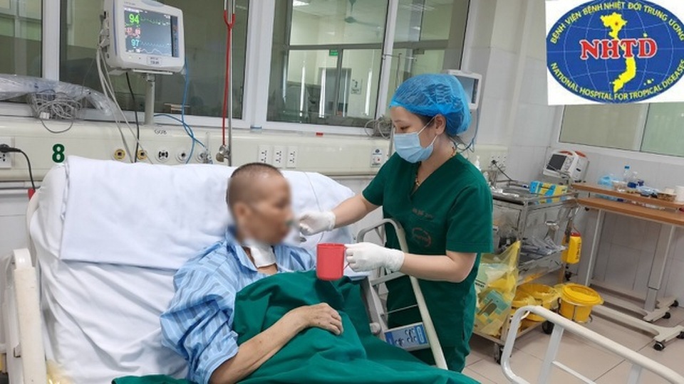 Hành trình hơn 2 tháng vượt cửa tử của bệnh nhân Covid thứ 19 - 2 Hành trình hơn 2 tháng vượt cửa tử của bệnh nhân Covid thứ 19 - 2