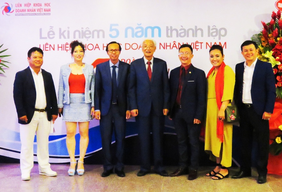 Nhà báo Lương Hoàng Hưng – Người tiếp lửa cho cộng đồng doanh nghiệp Việt - 3 Nhà báo Lương Hoàng Hưng – Người tiếp lửa cho cộng đồng doanh nghiệp Việt - 3