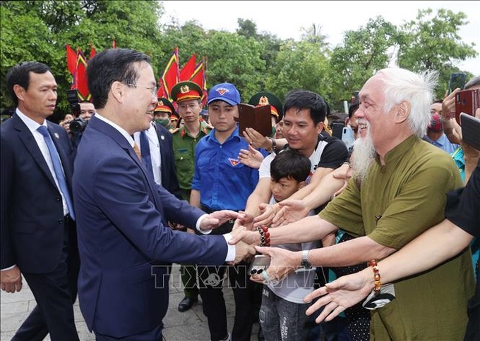 Chủ tịch nước Võ Văn Thưởng với nhân dân tỉnh Phú Thọ. Ảnh: Thống Nhất - TTXVN