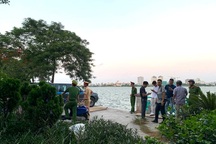 Phát hiện thi thể cô gái trẻ tại Hồ Tây