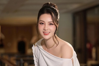 Á hậu Thụy Vân tiết lộ đã sinh con thứ 2