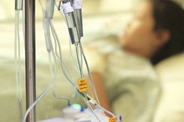 Dùng thuốc trị ung thư không chính thống: Là tự đánh mất cơ hội trị bệnh