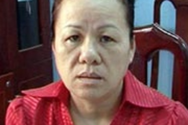 Trốn lệnh truy nã, cán bộ ngân hàng làm người giúp việc