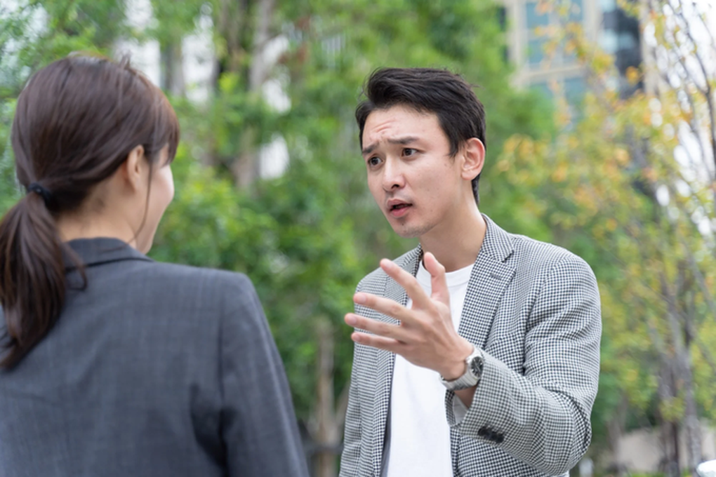 Sau 7 năm ở rể, chồng tôi không chịu dọn ra riêng vì một lý do - 1 Sau 7 năm ở rể, chồng tôi không chịu dọn ra riêng vì một lý do - 1
