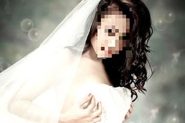 Đua nhau chụp ảnh nude để rồi... ôm hận 