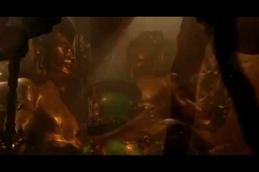 Angelina Jolie bứt phá trong “Lara Croft: Tomb Raider” (Kẻ cướp lăng mộ 1 - 2001)