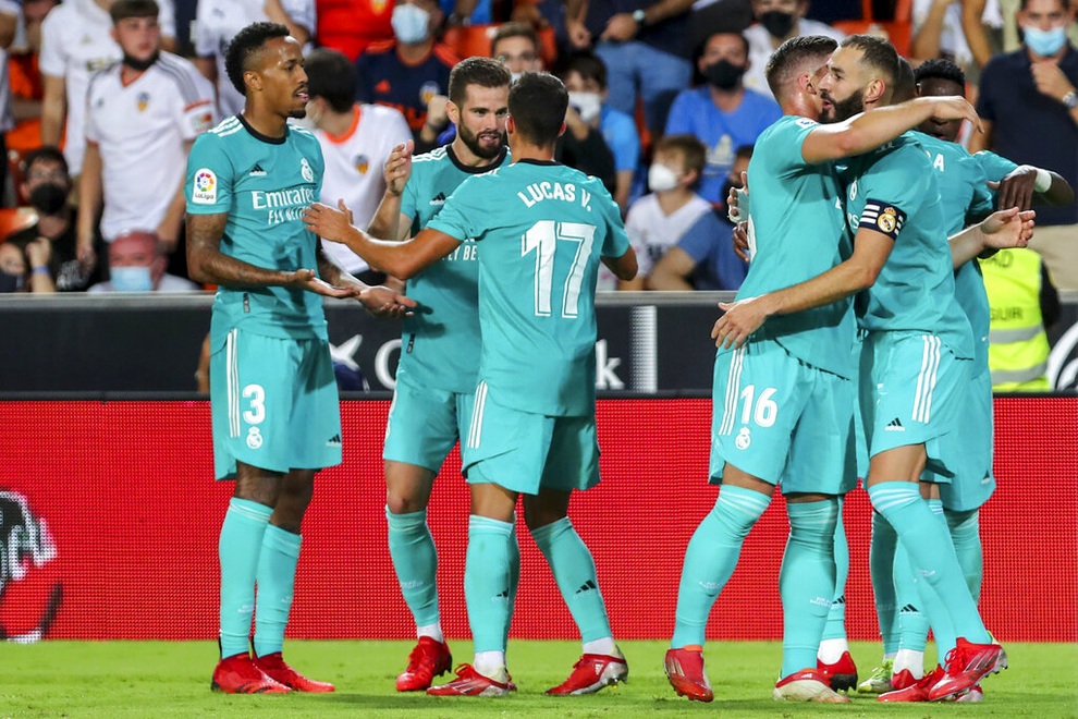 Thắng nghẹt thở Valencia, Real Madrid tiếp tục dẫn đầu La Liga - 2 Thắng nghẹt thở Valencia, Real Madrid tiếp tục dẫn đầu La Liga - 2