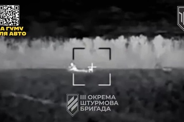 Ukraine bắn cháy vũ khí Triều Tiên nghi cấp cho Nga