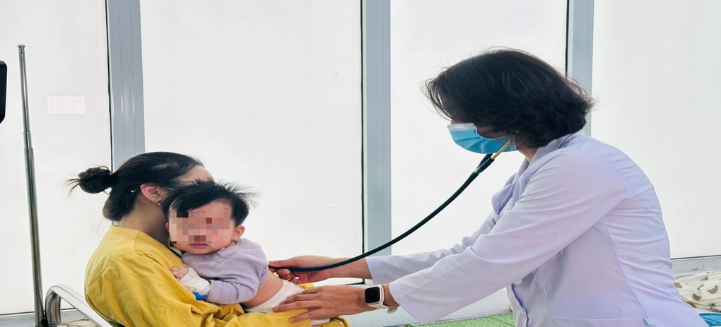 Nổi nốt phỏng thủy đậu, nhiều người phải nhập viện điều trị cả tuần - 1 Nổi nốt phỏng thủy đậu, nhiều người phải nhập viện điều trị cả tuần - 1