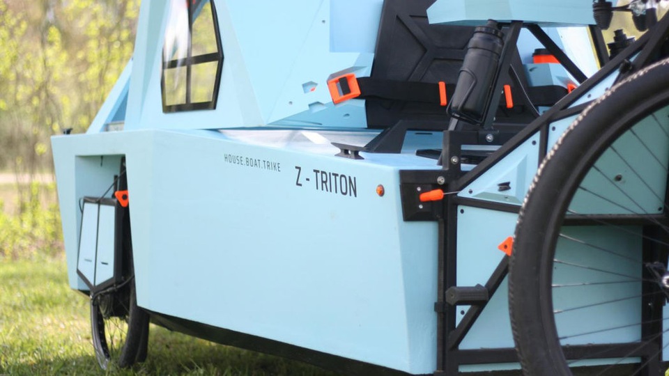 Zeltini Z-Triton - Sự kết hợp bá đạo giữa xe 3 bánh và xuồng máy - 15 Zeltini Z-Triton - Sự kết hợp bá đạo giữa xe 3 bánh và xuồng máy - 15