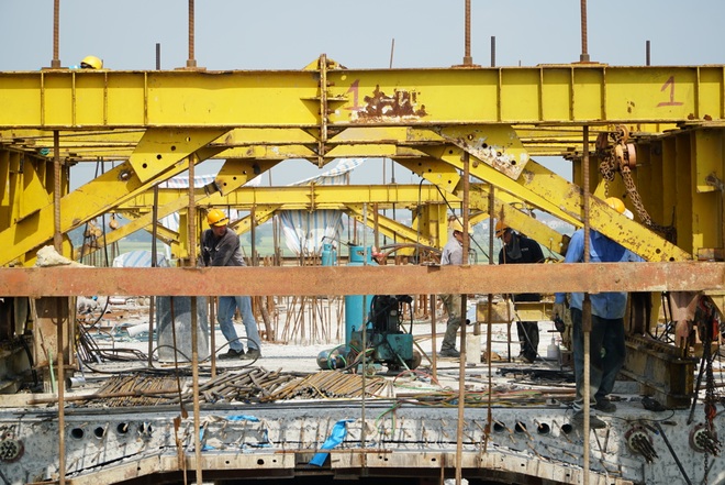 Toàn cảnh cây cầu vượt sông Cầu nối Hà Nội - Bắc Giang - 8 Toàn cảnh cây cầu vượt sông Cầu nối Hà Nội - Bắc Giang - 8