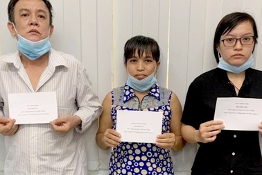 Khởi tố cả gia đình đánh nhân viên y tế ở TPHCM