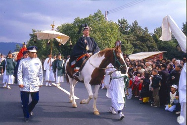 Tháng 12 về đền Kasuga Wakamiya dự lễ hội lớn nhất tỉnh Nara