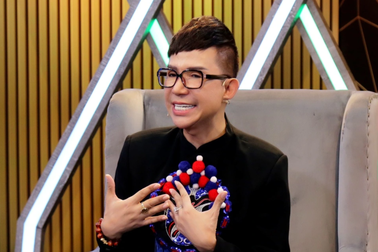 Long Nhật kể lại "cuộc trốn chạy" gia đình để theo đuổi đam mê ca hát