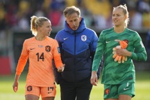 HLV Hà Lan muốn thắng đậm tuyển nữ Việt Nam để tránh Thụy Điển