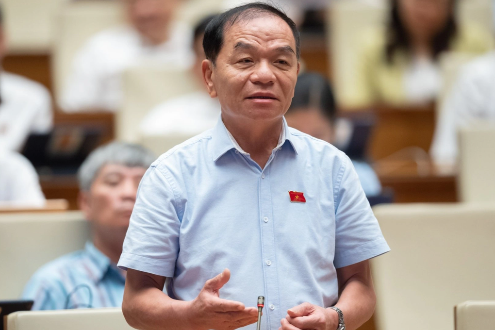 Bên trong cán bộ sợ sai, bên ngoài dân chúng thở dài lo âu - 2