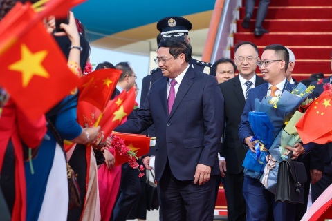 Thủ tướng Phạm Minh Chính đến Bắc Kinh, bắt đầu thăm chính thức Trung Quốc