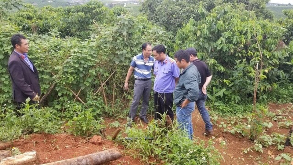 Người phụ nữ sát hại 3 bà cháu lãnh án chung thân - 3 Người phụ nữ sát hại 3 bà cháu lãnh án chung thân - 3