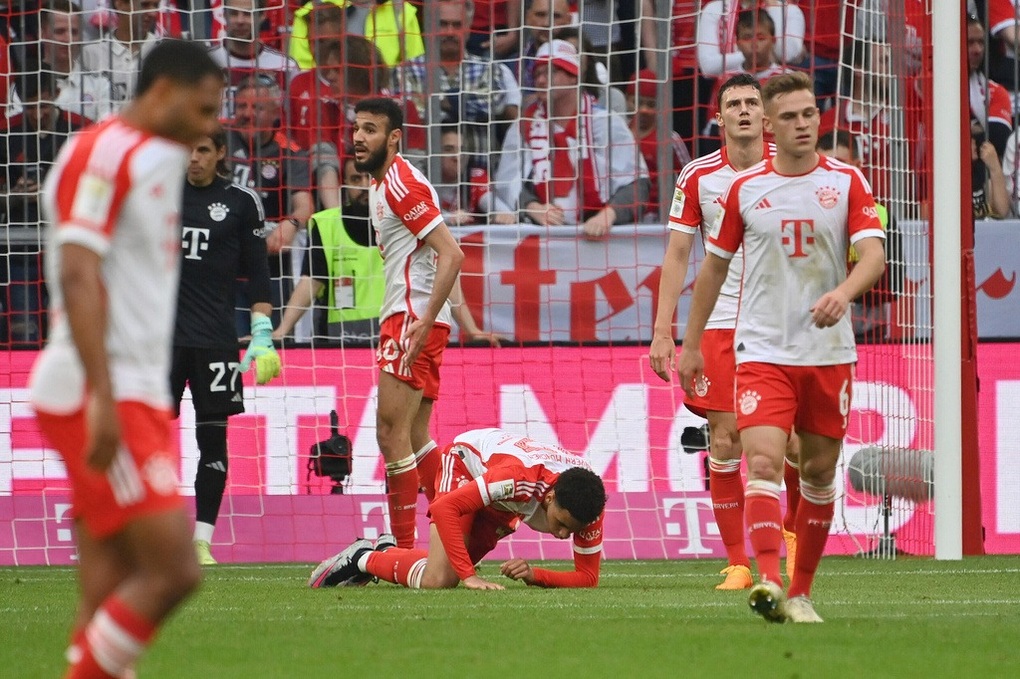 Hai lần bị thổi phạt đền, Bayern Munich có nguy cơ mất ngôi đầu bảng - 4 Hai lần bị thổi phạt đền, Bayern Munich có nguy cơ mất ngôi đầu bảng - 4