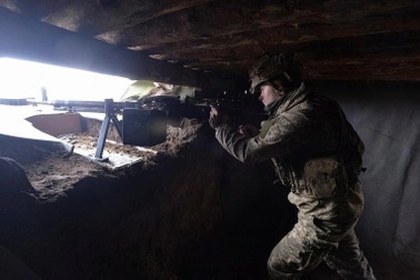 Bên trong chiến tuyến nóng rực ở miền Đông Ukraine