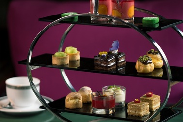 Trà chiều ngày xuân