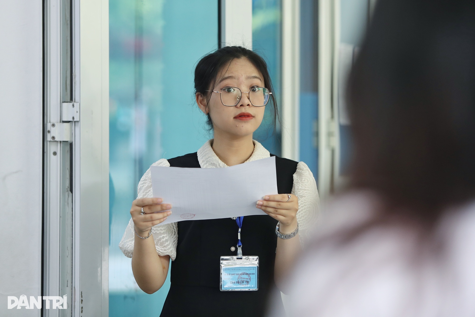 Tet bonus pro učitele všeobecného vzdělávání: Některá místa dostanou 50–60 milionů, jiná dárky a dorty jako motivaci - 1 Thưởng Tết giáo viên phổ thông: Nơi 50-60 triệu, chỗ quà bánh động viên - 1