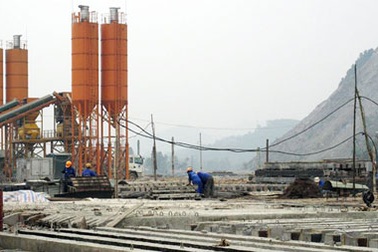 Doanh nghiệp Xi măng đang “chết cứng” 