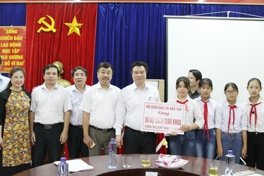 Lai Châu: Thiếu trầm trọng giáo viên tiếng Anh