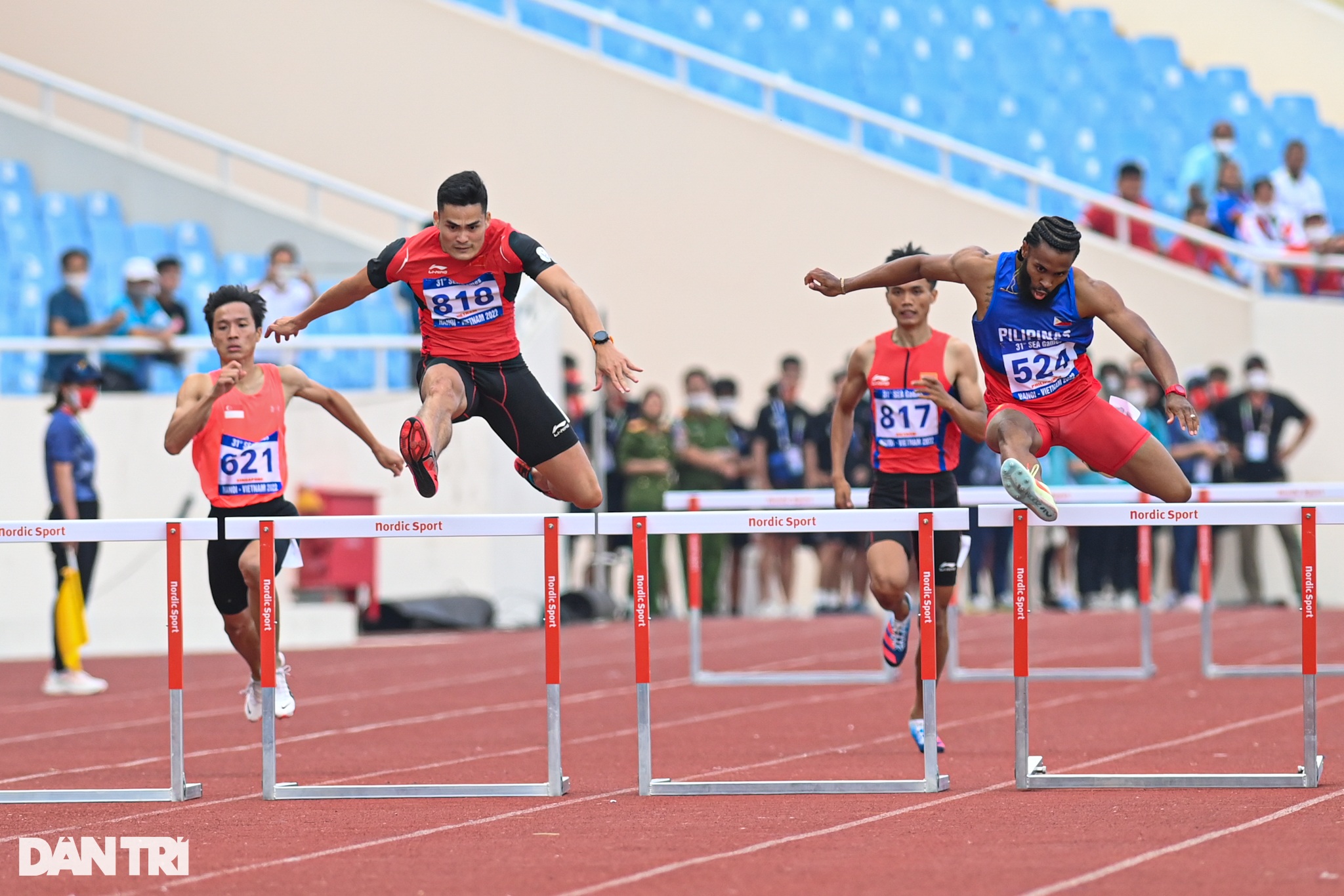 Giọt nước mắt của Quách Thị Lan trong lần đầu giành HCV cá nhân SEA Games - 10 Giọt nước mắt của Quách Thị Lan trong lần đầu giành HCV cá nhân SEA Games - 10