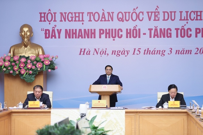 Thủ tướng Chính phủ Phạm Minh Chính đã chủ trì Hội nghị trực tuyến toàn quốc về du lịch năm 2023 với chủ đề “Đẩy nhanh phục hồi – Tăng tốc phát triển”
