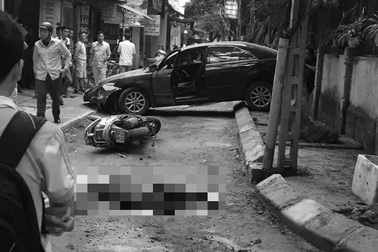 Nguyên nhân ban đầu vụ nữ tài xế Camry lùi xe chết người ở Khương Trung