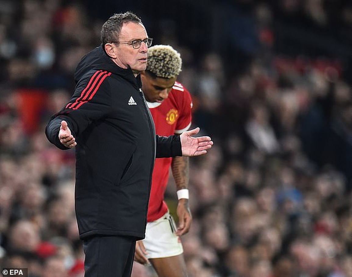 Huyền thoại chỉ trích thậm tệ Man Utd, đòi thay HLV trưởng - 1 Huyền thoại chỉ trích thậm tệ Man Utd, đòi thay HLV trưởng - 1