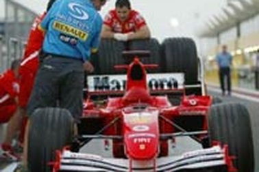 Bất đồng quan điểm, 9/10 đội đua tẩy chay F1 